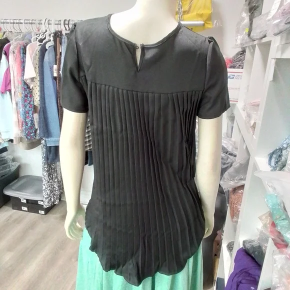 Women's Blouse Hi-Lo Hem Pleated Top NEW - Picture 3 of 17